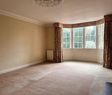 4 bedroom detached house to rent - Photo 2