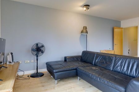 1 bedroom flat to rent - Photo 3
