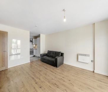 2 bedroom flat to rent - Photo 4