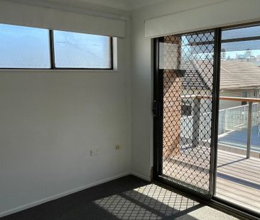 4/15 Fredrick Street, Merewether NSW 2291 - Photo 6