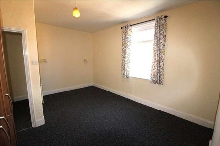 Fox Street, Seaham, County Durham, SR7 - Photo 4