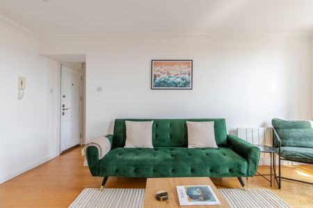 Saint Stephen's Gardens - Photo 4