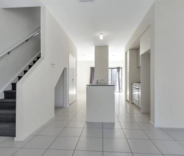 9 Derby Lane, St Clair SA 5011 - House For Rent | Domain - Photo 5