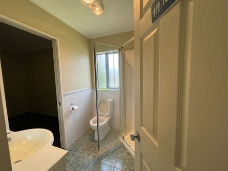 Grab the Family Home - Photo 4