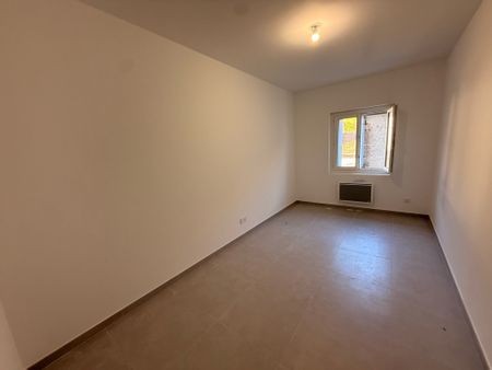 AGENCE BAZILLE - Appartement type 3bis à Saint Hippolyte du Fort - Photo 3