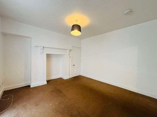 Penzance, Cornwall, TR18 - Photo 1