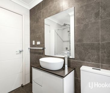 2 Bedroom Granny Flat - Great Location! - Photo 3