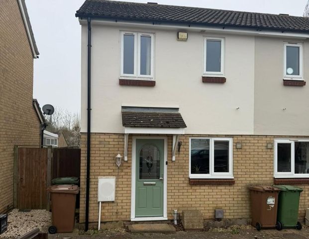 3 bedroom property to rent - Photo 1