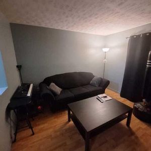 logement 3 1/2 chauffé/eau chaude - Photo 2