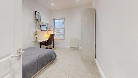 9 bedroom house to rent - Photo 4