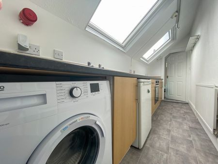 Marlborough Road, Roath - Photo 5