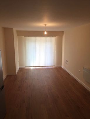 2 Bed Flat, Lower Lee Street, LE1 - Photo 1