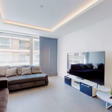 1 Bed 1 Bath, 31, 4, Benson House - Photo 1