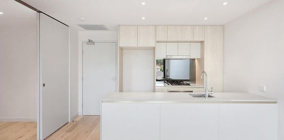 Easy Living One Bedroom + Study Apartment - Photo 2