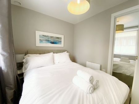 3 Bedroom Home – Medium Let - Photo 5