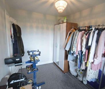 Glenrise Close, St. Mellons, Cardiff, CF3 - Photo 3