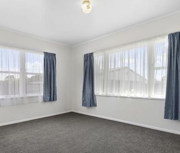 Lovely three bedroom home - Photo 1