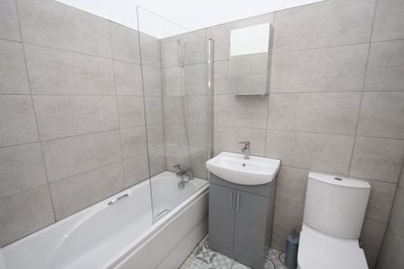 Dumbarton Road, Partick, G11 - Photo 5