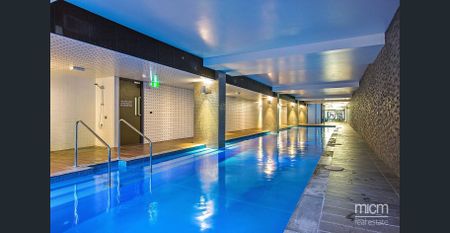 Roomy Radiant Retreat with Uninterrupted Views - Photo 5