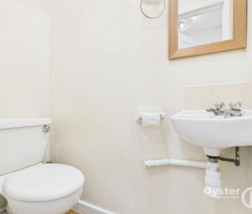 4 bedroom semi-detached house to rent - Photo 3