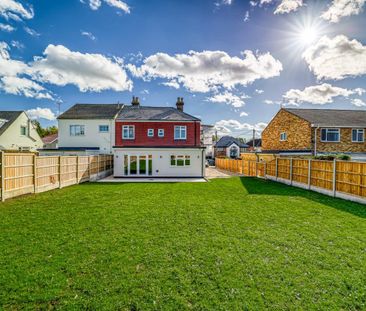 Thundersley Park Road, Benfleet - Photo 1