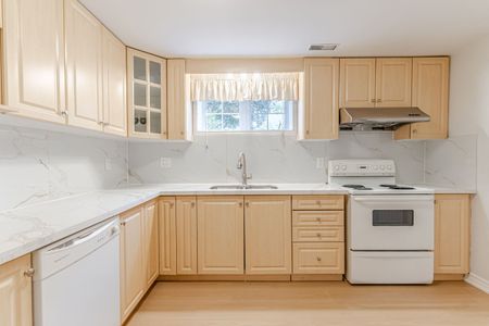 For Lease - 1 Shady Glen Crescent Unit# Lower, Caledon, Ontario - Photo 5