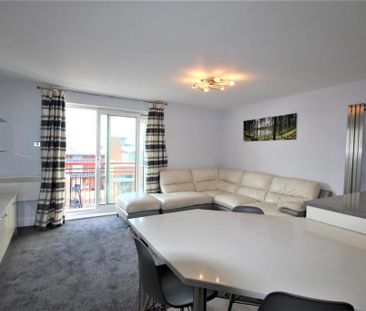 3 bedroom apartment to rent - Photo 1