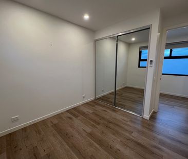 3/34 Clydesdale Road, Airport West VIC 3042 - Photo 6