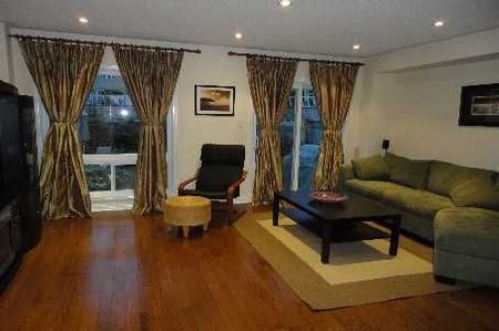 For Lease - 59 Wilkes Crescent, Toronto, Ontario - Photo 2