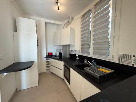 Location Appartement 2 pièces 46m² CANNES 06400 - Photo 4