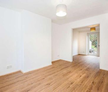 Ashdown Drive, Tilgate, RH10 - Photo 4