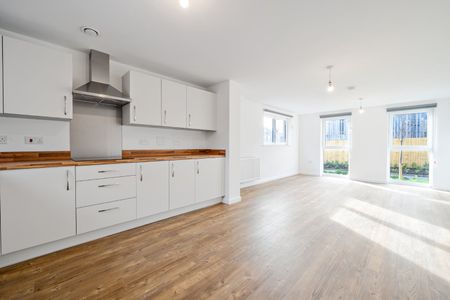 2 bedroom terraced property to rent - Photo 4