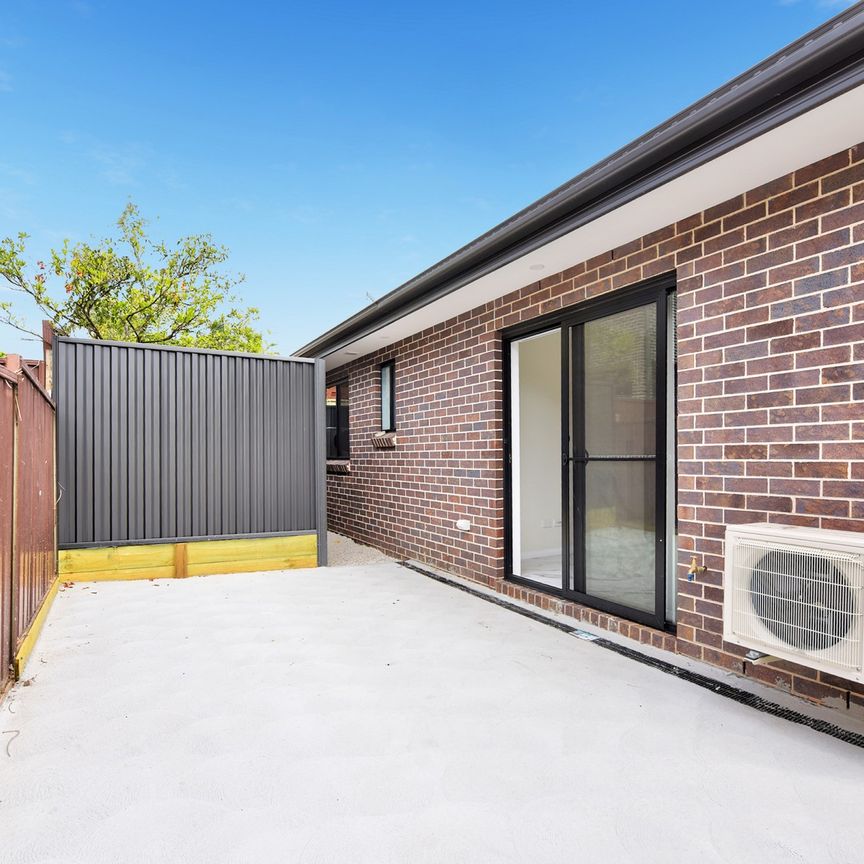 Brand New 2 bedroom Granny Flat For Rent!!! - Photo 1