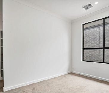 30 Telowie Way, Andrews Farm SA 5114 - Photo 4