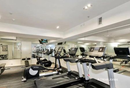 1502/33 Wills St , MELBOURNE - Photo 3