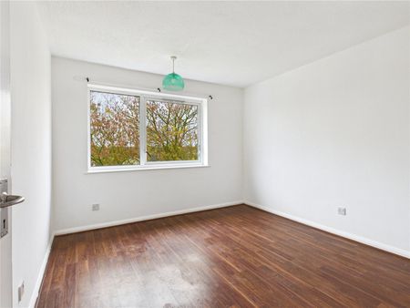 St. Lukes Close, Colchester, Essex, CO4 0LZ - Photo 2