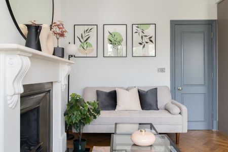 2 bedroom serviced apartment to rent - Photo 2