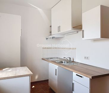 Appartement t2 en 1er étage Berre L'étang, - Photo 5