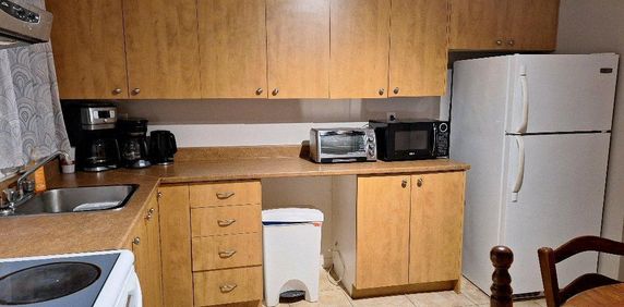 Grand 4 et demi chauffer eau chaude wifi - Photo 2