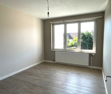 Lichtrijk appartement met tuin in het hart van Strombeek-Bever - Photo 2