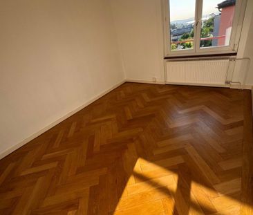 Bel appartement de 3,5 pièces situé au 4ème étage avec balcon et vu... - Photo 6