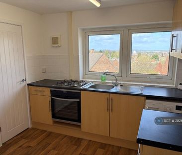 2 bedroom flat to rent - Photo 6