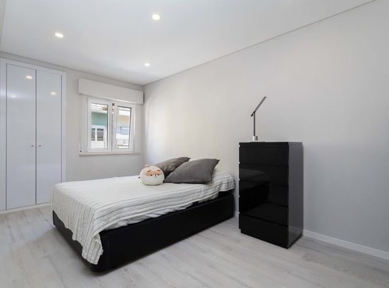 Lisboa, Lisbon 1070-091 - Photo 1