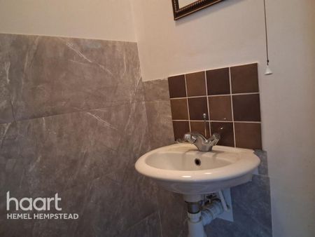 2 bedroom terraced house to rent - Photo 5