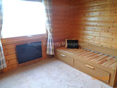 Price £1,395 pcm - Available 29/10/2025 - Furnished - Photo 5