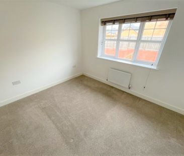 Broomfield Road, Preston - Photo 3