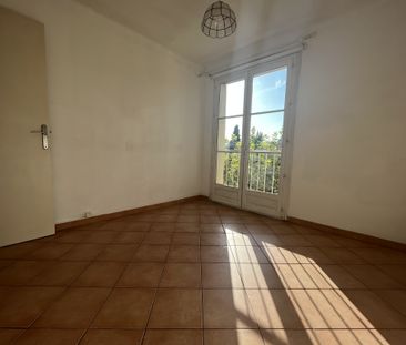Location Appartement 3 pièces 69m² AUBAGNE 13400 - Photo 5