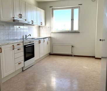 Julingatan 13, Torshälla - Photo 1
