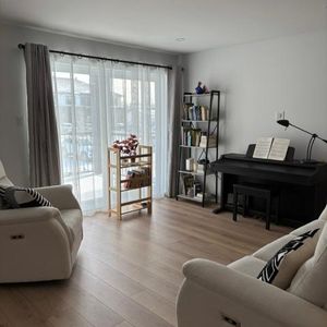 4 1/2 a louer granby avec chargeur electrique - Photo 2
