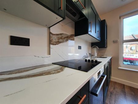 Lordship Lane, London N17 - Photo 4